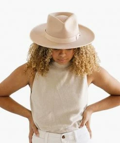 Gigi Pip Monroe Rancher (Nude)