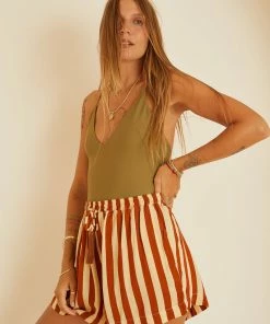 Natalie Martin NEW ARRIVALS Jasper Short