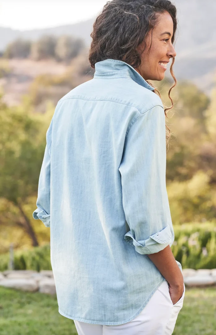 Frank & Eileen Eileen Famous Denim Button-up Classic Wash NEW ARRIVALS 5 Frank & Eileen Eileen Famous Denim Button-up Classic Wash NEW ARRIVALS