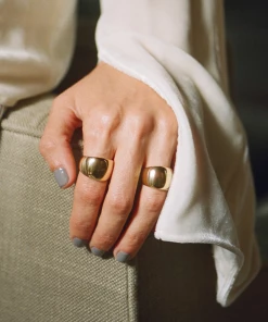 Gabriela Artigas Flat Balloon In Yellow Plate 14K