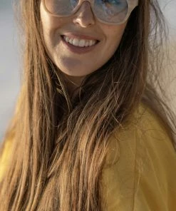 Caddis Miklos: Matte Bone