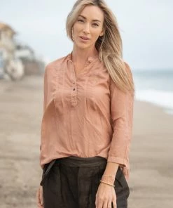 Neem NEW ARRIVALS Brylee Top Silk In Blush